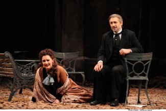 Emma Matthews as Violetta Valéry & José Carbó as Giorgio Germont.