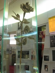 The Silver Rose used in the Vienna premiere of Der Rosenkavalier in 1911.