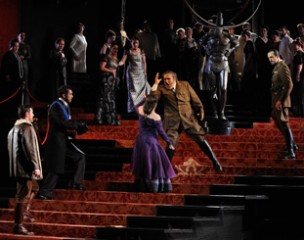 James Egglestone as Cassio, Pelham Andrews as Lodovico, Lianna Haroutounian as Desdemona, Simon O'Neill as Otello, Claudio Sgura as Iago and the Opera Australia Chorus.  