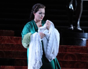 Lianna Haroutounian as Desdemona.