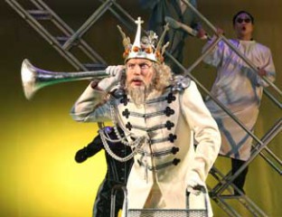 David Parkin performs the role of The King of Clubs in Opera Australia's production of The Love for Three Oranges.  Photo credit: Prudence Upton