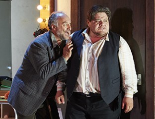 José Carbó as Tonio and Diego Torre as Canio in Pagliacci. Photo credit: Keith Saunders.