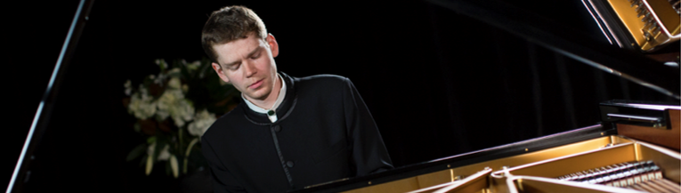 Andrey Gugnin Performs Winner’s Tour For SIPCA