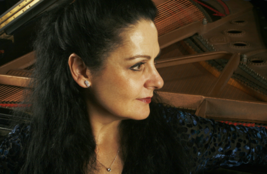 Sarah Grunstein Plays Beethoven And Bach