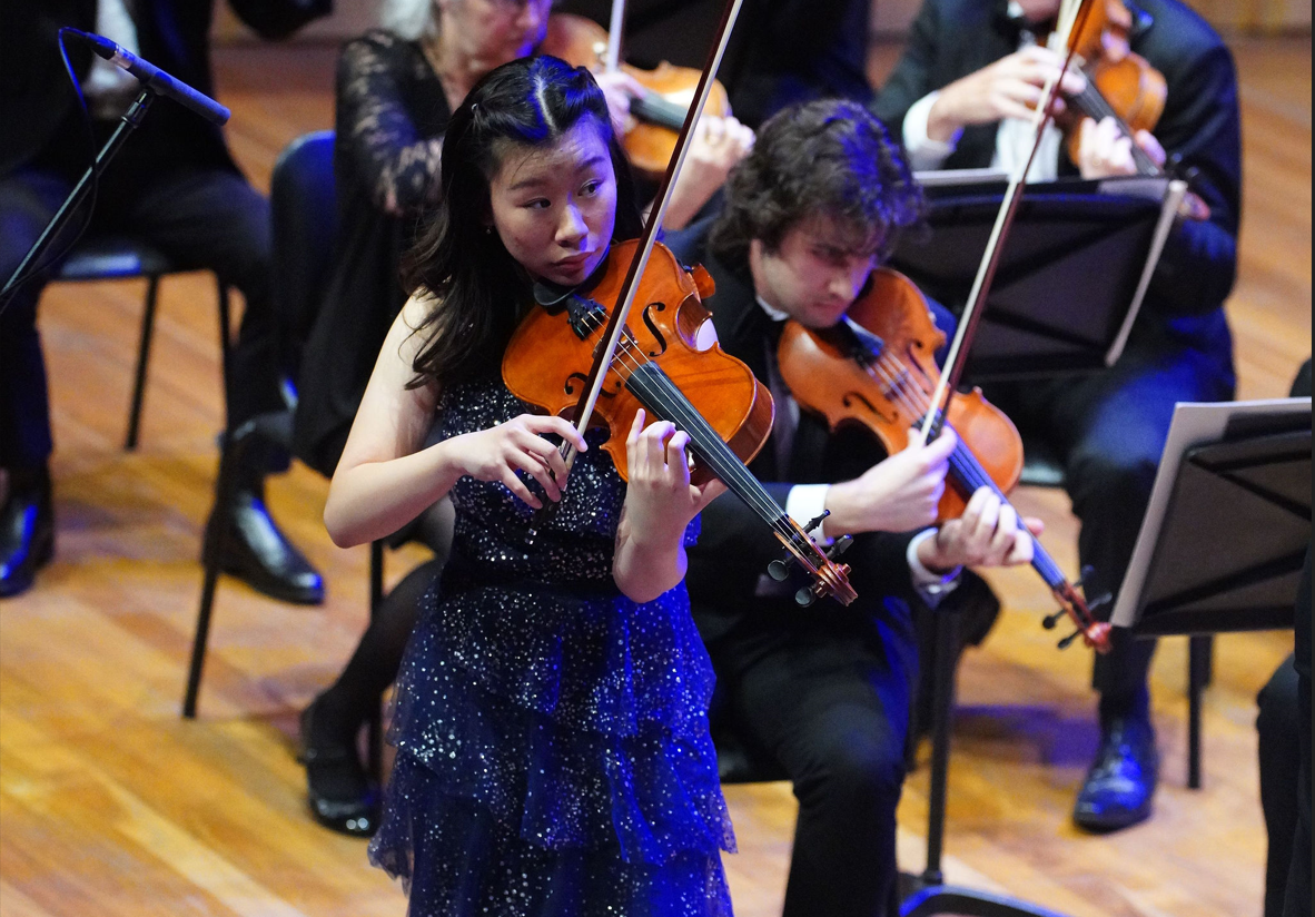 Hayley Lau Wins Concerto Competition